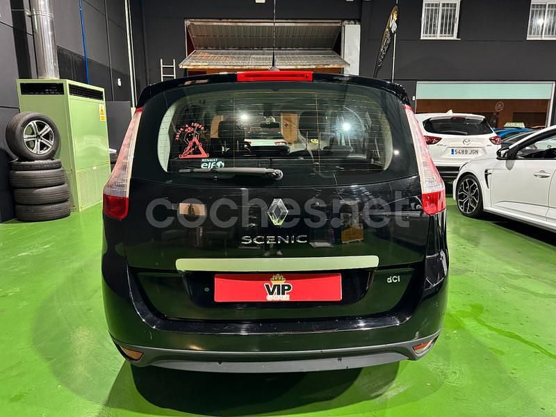 Usado Renault Scénic III Dynamique 110 CV (80 kW) 2012 Negro Monovolumen
