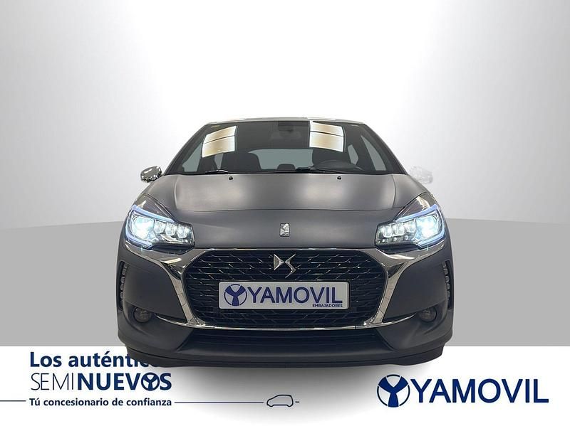 Usado DS Automobiles DS3 Crossback 110 CV (80 kW) 2018 Gris SUV