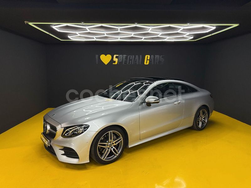 Gris / plata Usado 2020 Mercedes E220 Coupe | 36.990 € (Precio justo) - Imagen 1/4