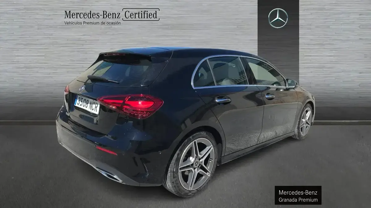 Usado Mercedes A180 136 CV (100 kW) 2025 Negro Berlina