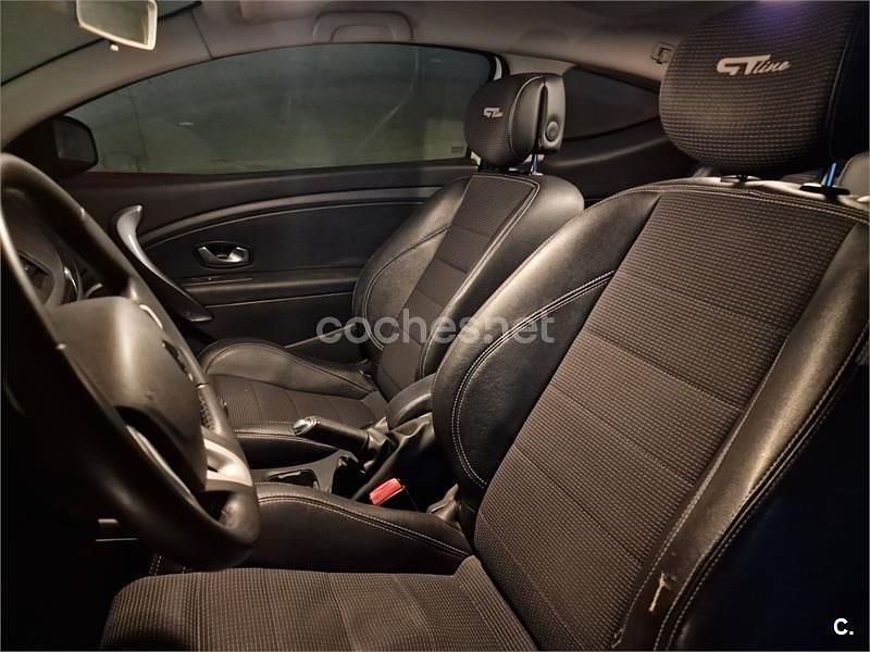 Usado Renault Mégane Dynamique 130 CV (95 kW) 2011 Blanco Berlina