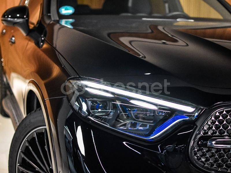 Usado Mercedes GLC300e 269 CV (197 kW) 2025 Negro Coupe