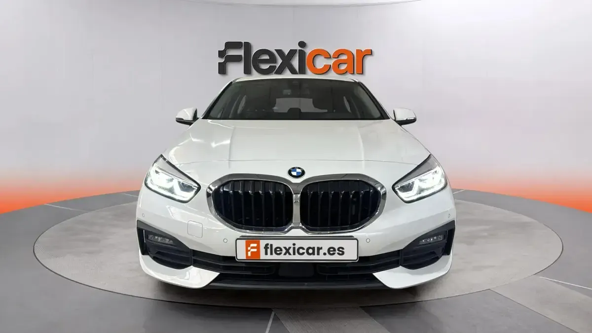 Usado BMW 116 116 CV (85 kW) 2022 Blanco Utilitario