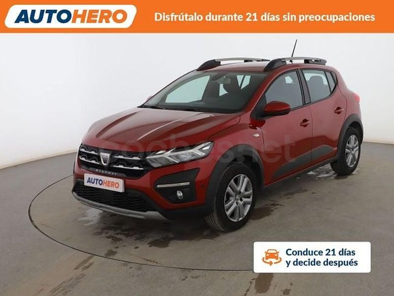 Rojo Usado 2022 Dacia Sandero Comfort Berlina | 13.099 € (Buen precio) - Imagen 1/3