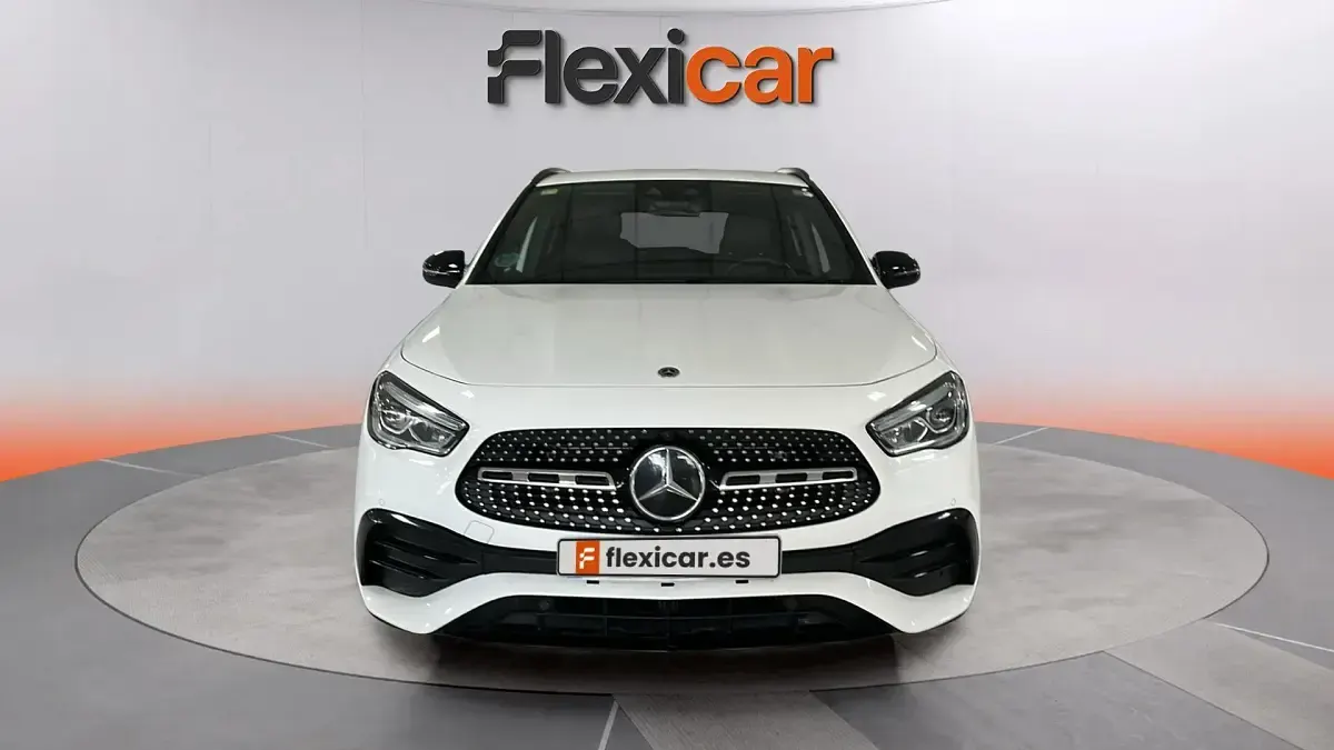Usado Mercedes GLA200 150 CV (110 kW) 2020 Blanco SUV