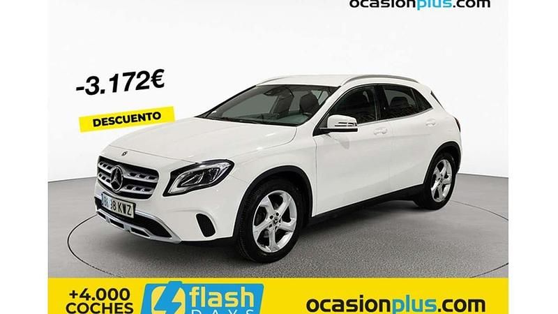 Blanco Usado 2019 Mercedes GLA180 SUV | 21.728 € (Buen precio) - Imagen 1/4