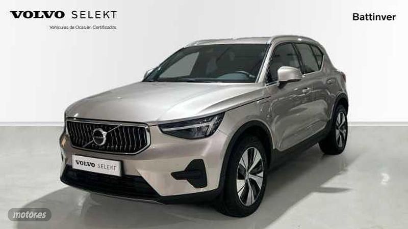 Gris Usado 2023 Volvo XC40 Plus SUV | 40.700 € - Imagen 1/4