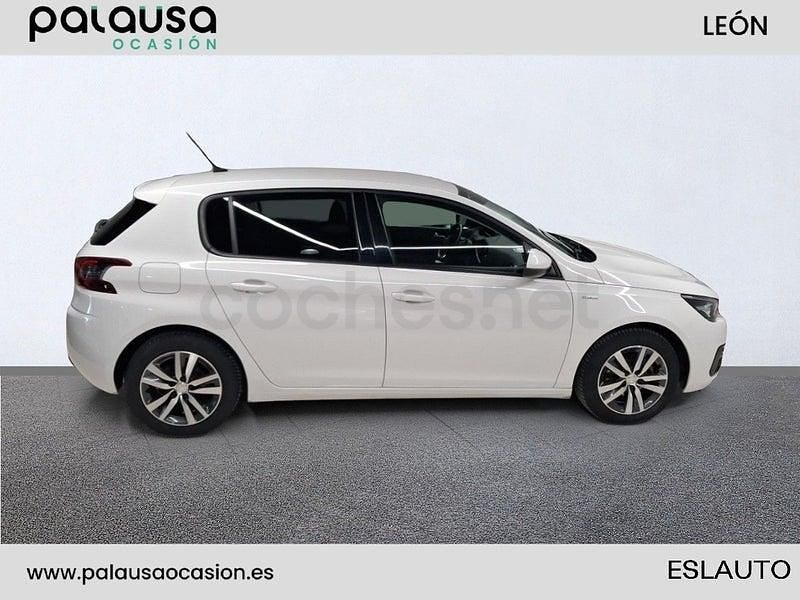 Usado Peugeot 308 Style 130 CV (95 kW) 2021 Blanco Berlina