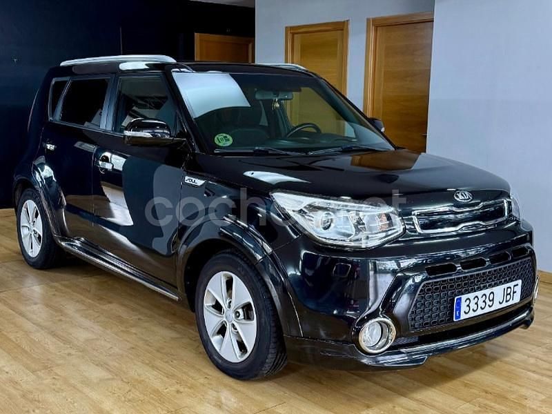 Usado Kia Soul 128 CV (94 kW) 2014 Negro SUV