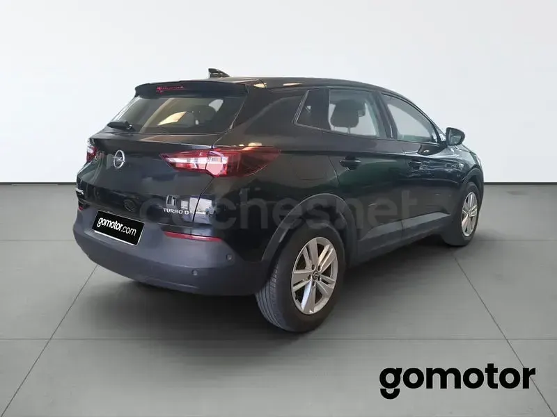 Usado Opel Grandland X Selective 120 CV (88 kW) 2017 Negro SUV