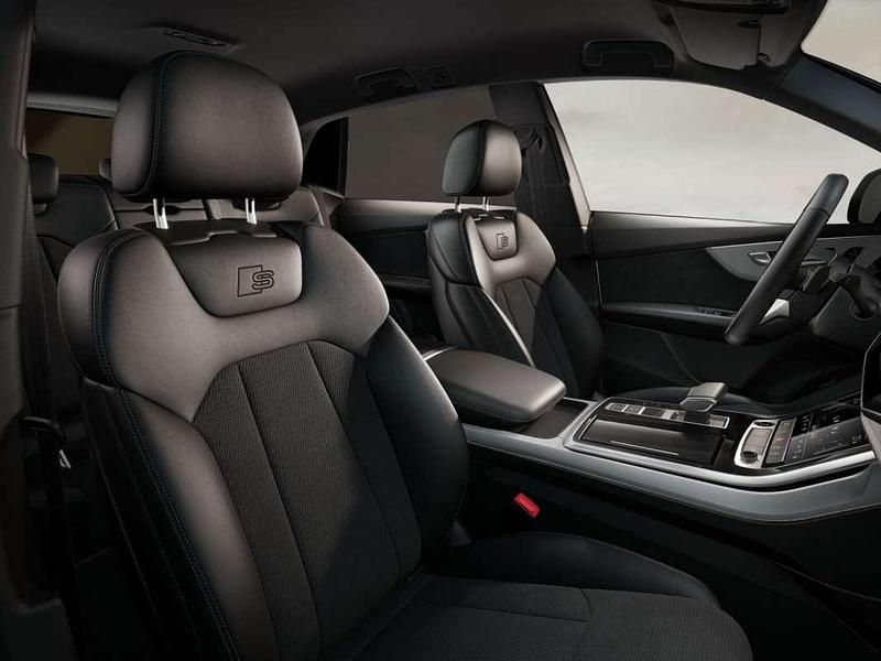 Plateado Nuevo 2025 Audi Q8 SUV | 88.246 € (Precio justo) - Imagen 1/4