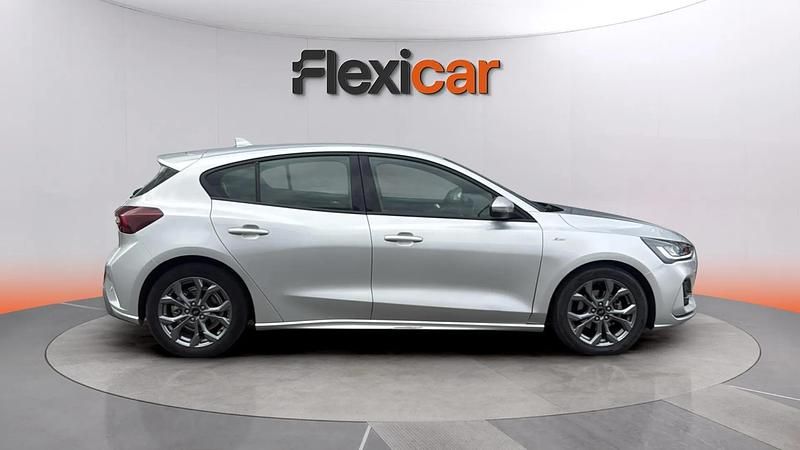 Usado Ford Focus ST-Line 125 CV (91 kW) 2023 Gris Berlina