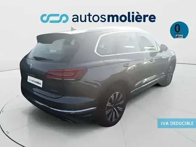 Usado VW Touareg Elegance 381 CV (280 kW) 2021 Gris SUV