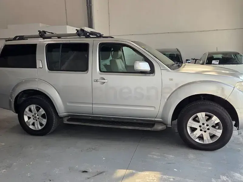 Usado Nissan Pathfinder 171 CV (125 kW) 2006 Gris / plata SUV