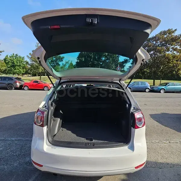 Usado VW Golf Plus Sport 105 CV (77 kW) 2010 Blanco Monovolumen