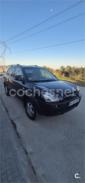Usado Hyundai Tucson Comfort 141 CV (103 kW) 2004 Negro SUV