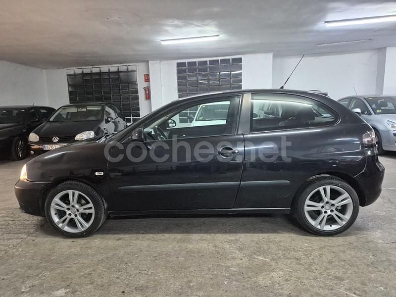 Negro Usado 2006 Seat Ibiza Sport Berlina | 3790 € (Precio justo) - Imagen 1/4