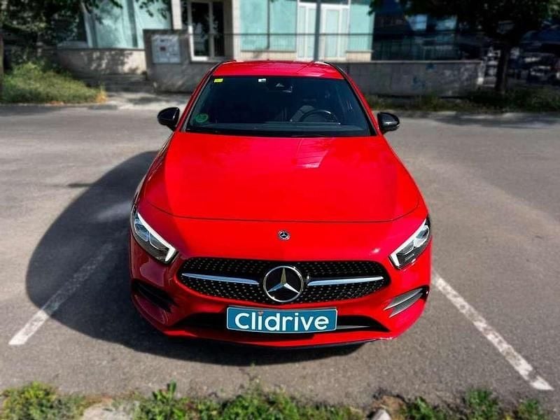 Usado Mercedes A200 136 CV (100 kW) 2018 Rojo Utilitario