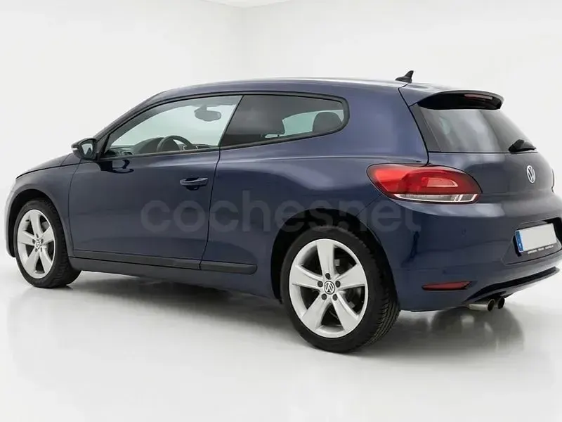 Usado VW Scirocco 160 CV (117 kW) 2011 Azul Coupe