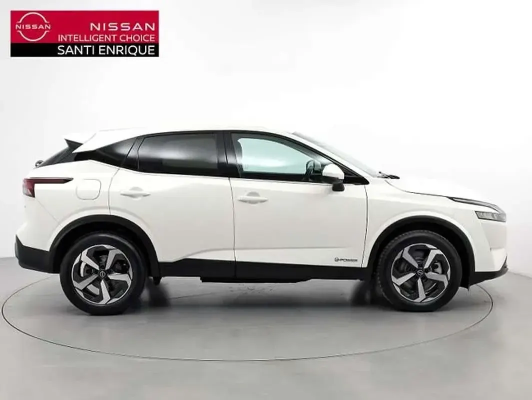 Usado Nissan Qashqai N-Connecta 190 CV (139 kW) 2023 Blanco SUV