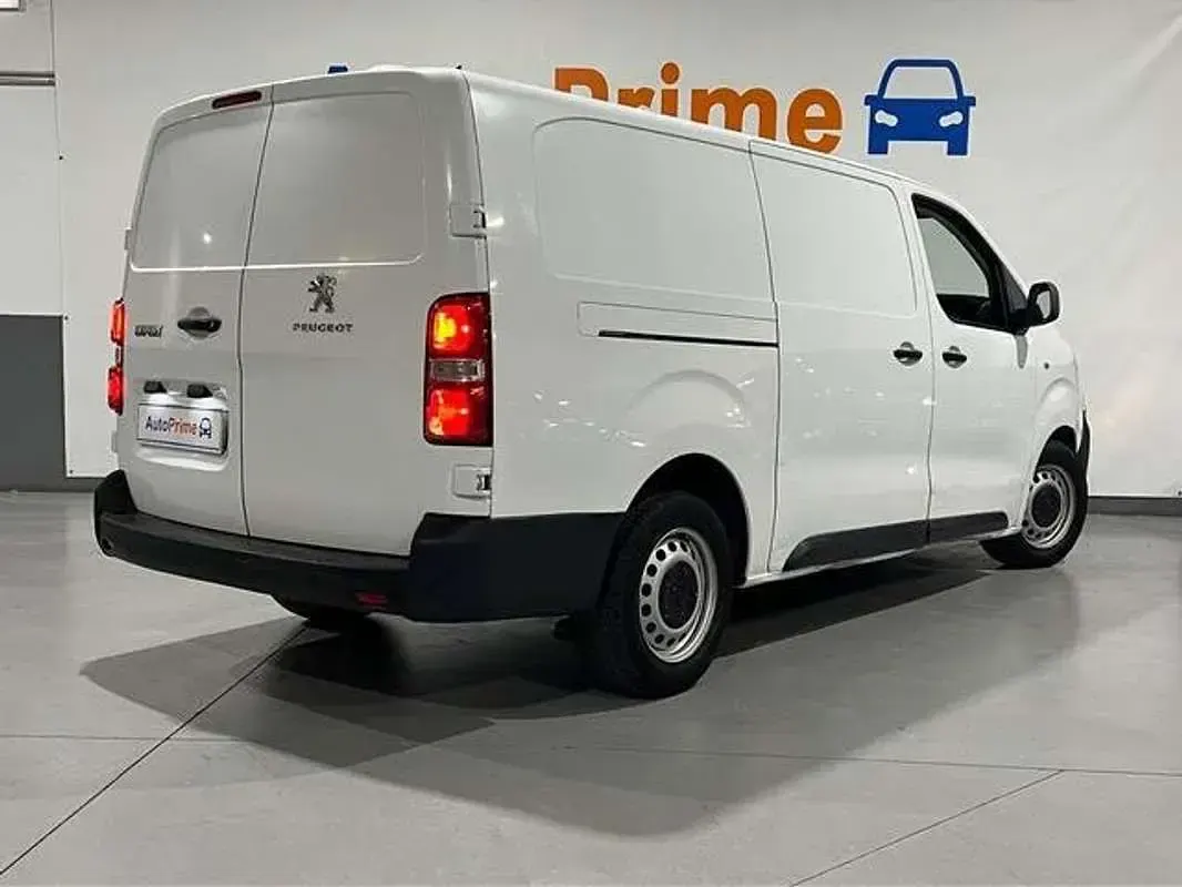 Usado Peugeot Expert Premium 122 CV (89 kW) 2019 Blanco Van