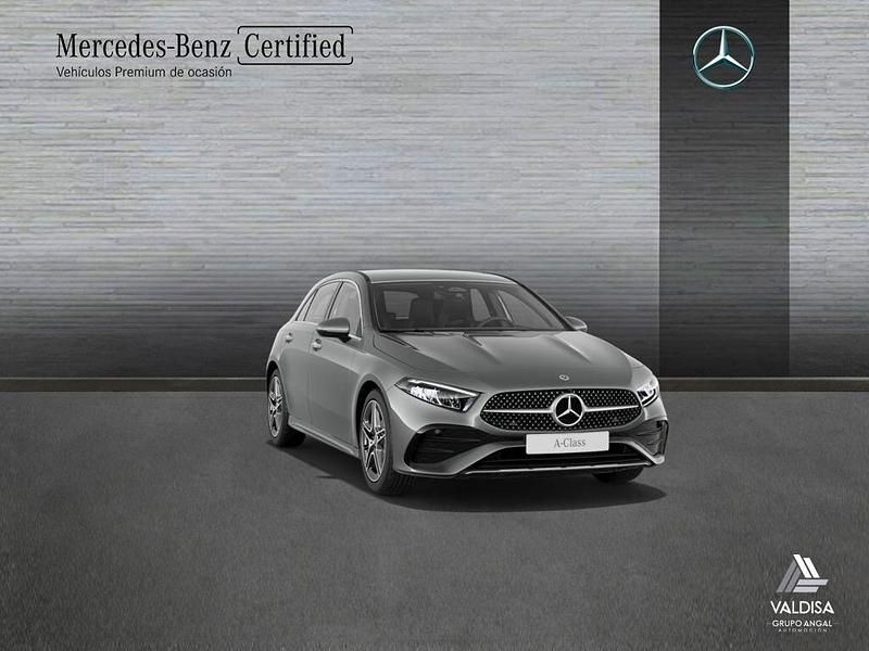 Usado Mercedes A180 136 CV (100 kW) 2025 Gris Berlina