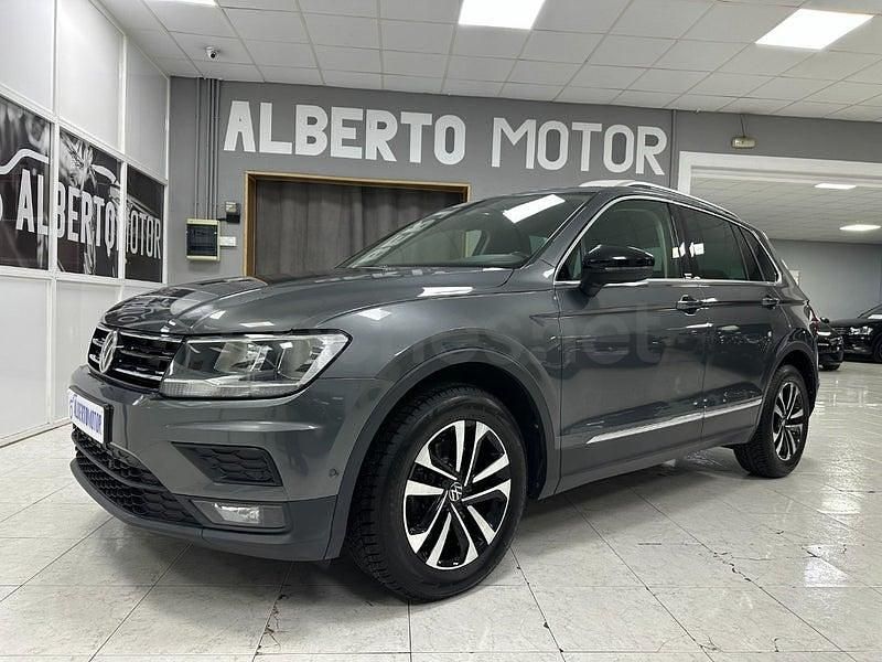Gris / plata Usado 2020 VW Tiguan Advance SUV | 22.900 € (Buen precio) - Imagen 1/4