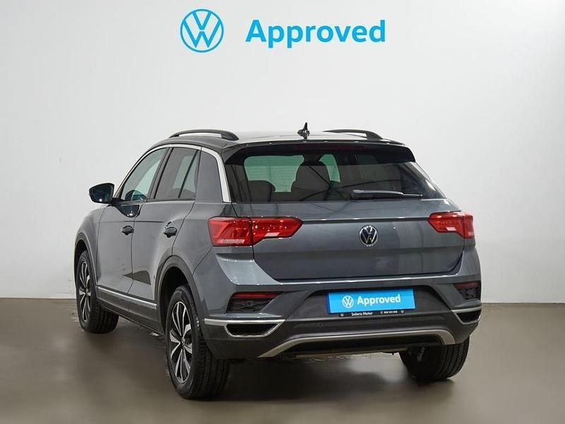 Usado VW T-Roc Advance 150 CV (110 kW) 2021 Gris indy (metalizado)/techo negro SUV