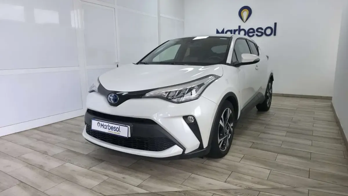 Usado Toyota C-HR Advance 122 CV (89 kW) 2021 Blanco SUV