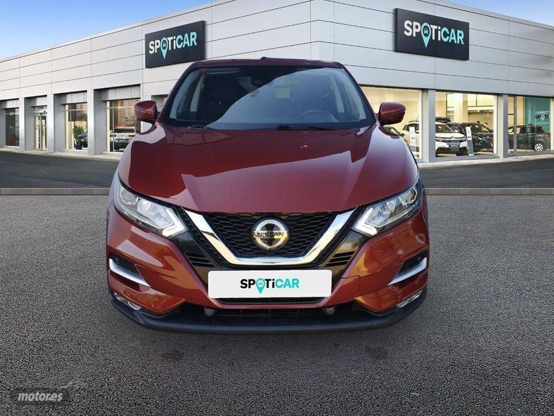 Usado Nissan Qashqai N-Connecta 116 CV (85 kW) 2018 Rojo SUV