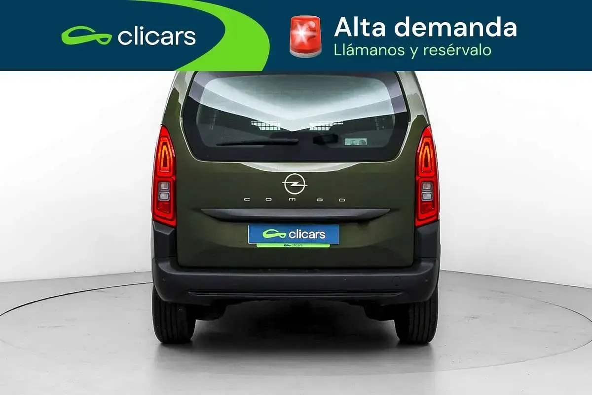 Usado Opel Combo Edition 102 CV (75 kW) 2025 Verde Monovolumen