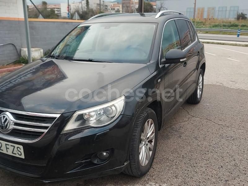 Negro Usado 2008 VW Tiguan SUV | 8400 € (Precio justo) - Imagen 1/4
