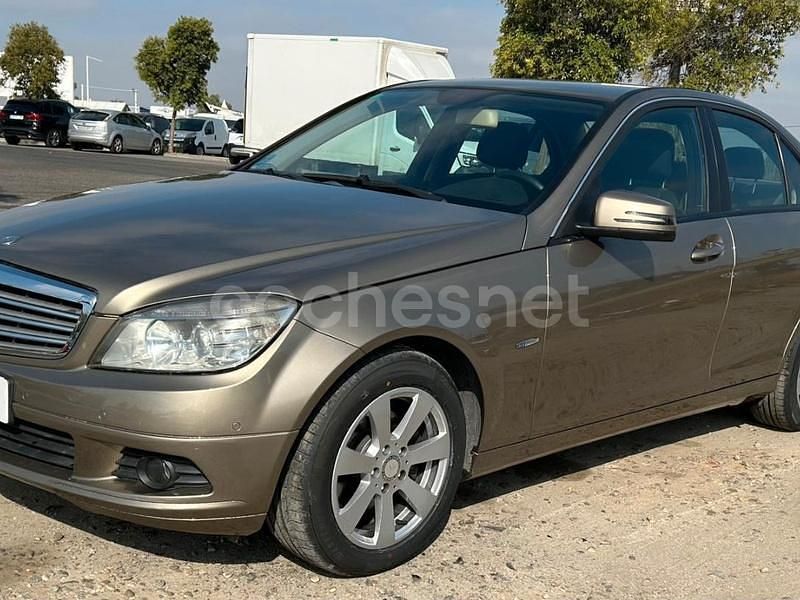 Usado Mercedes C200 184 CV (135 kW) 2010 Beige Berlina