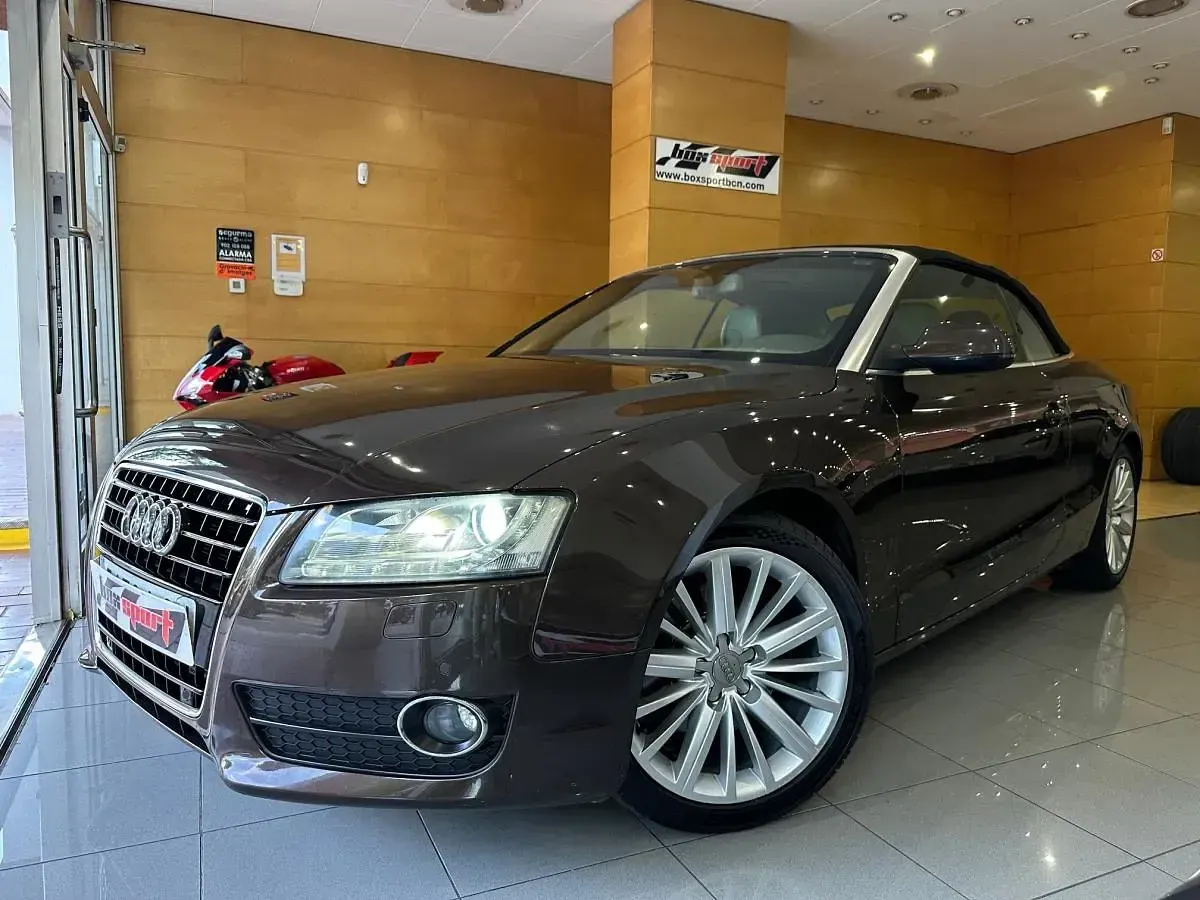 Usado Audi A5 Cabriolet 245 CV (180 kW) 2012 Marrón Descapotable