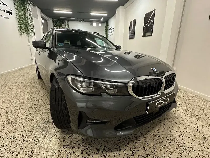 Usado BMW 320 190 CV (139 kW) 2021 Gris / plata Familiar