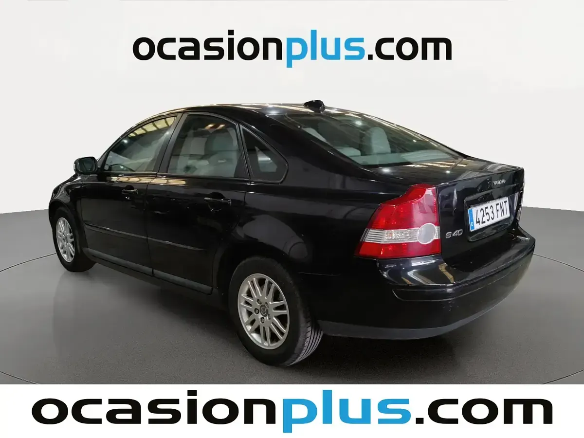 Usado Volvo S40 Momentum 125 CV (91 kW) 2007 Negro Berlina