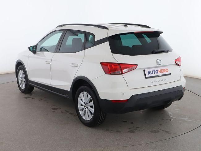 Usado Seat Arona Style 95 CV (69 kW) 2019 Blanco SUV