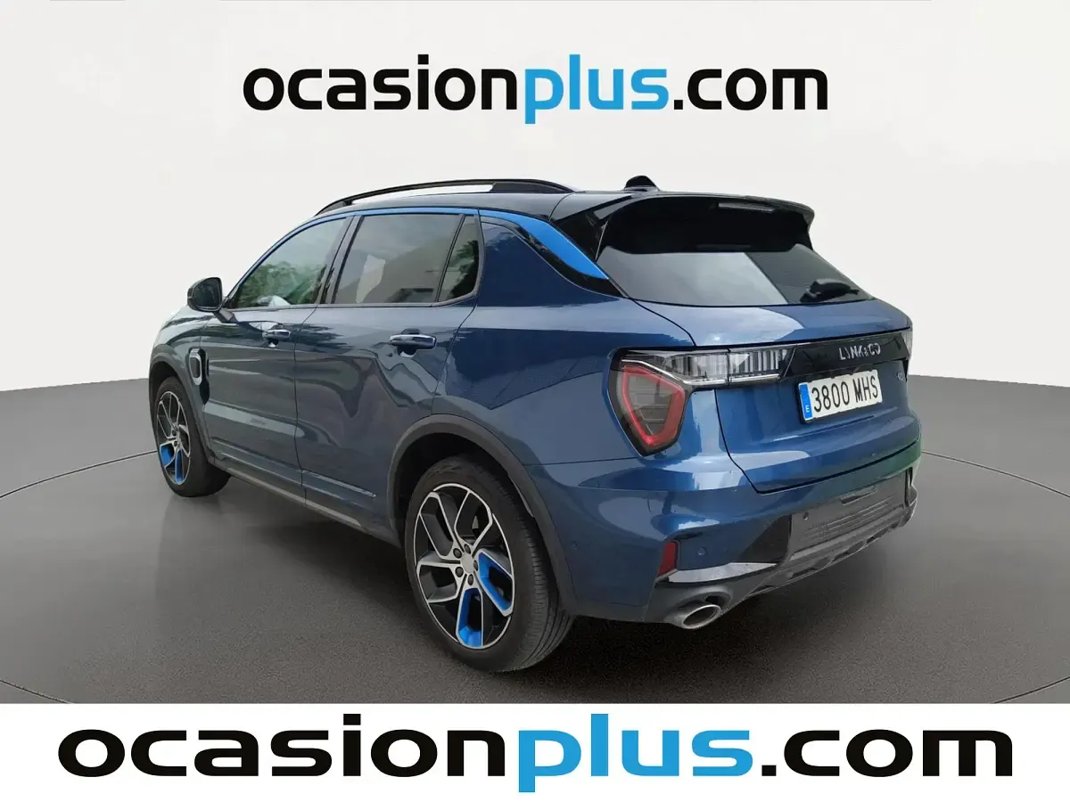 Usado Lynk & Co 01 261 CV (191 kW) 2023 Negro SUV