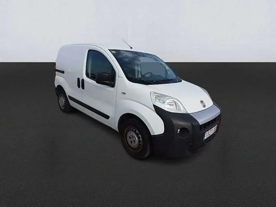Usado Fiat Fiorino 75 CV (55 kW) 2017 Blanco Monovolumen