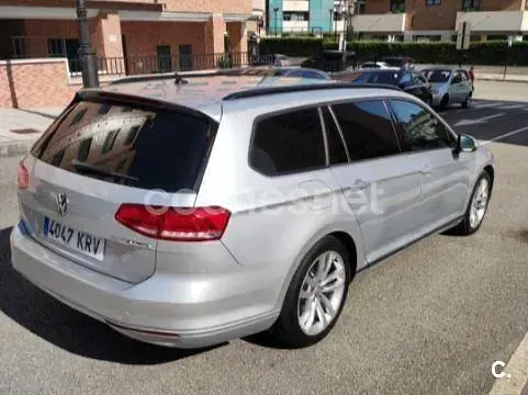 Usado VW Passat Advance 150 CV (110 kW) 2015 Gris / plata Familiar