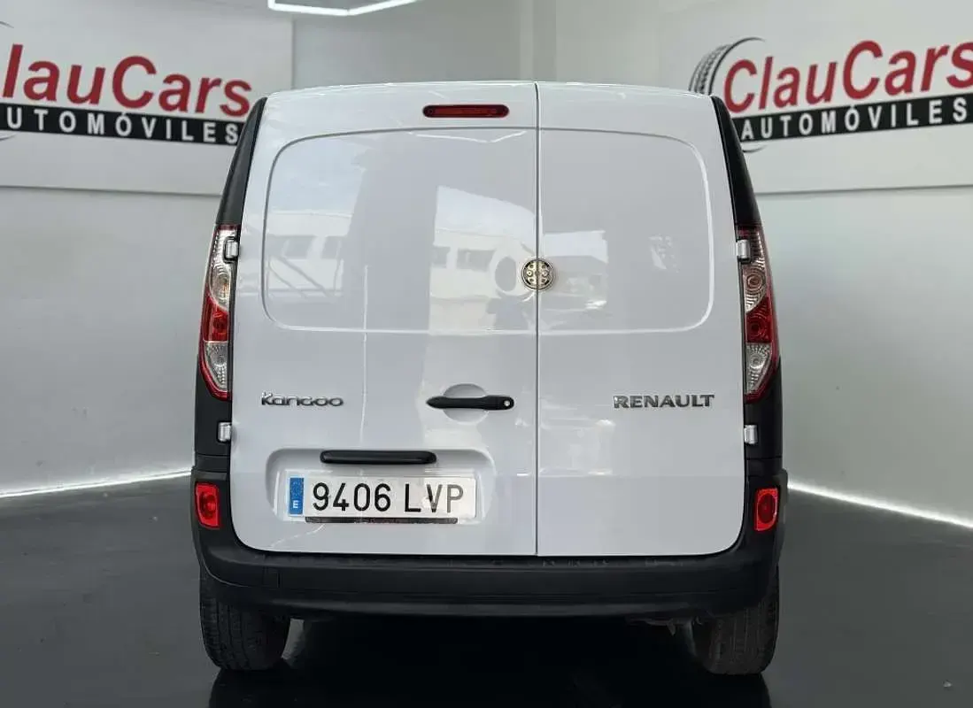 Usado Renault Kangoo 80 CV (58 kW) 2022 Blanco Monovolumen