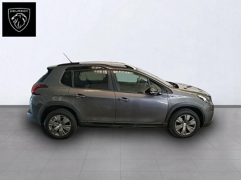 Usado Peugeot 2008 Signature Sky 100 CV (73 kW) 2019 Gris SUV