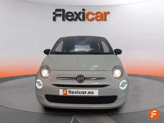 Usado Fiat 500 70 CV (51 kW) 2023 Blanco