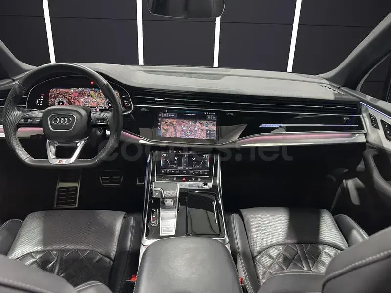 Usado Audi SQ7 Ambiente 507 HP (372 kW) 2025 Cinzento SUV