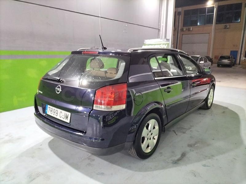 Usado Opel Signum 125 CV (91 kW) 2004 Azul Utilitario