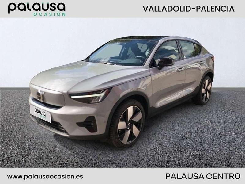 Usado 2025 Volvo C40 Core SUV | 37.995 € - Imagen 1/4