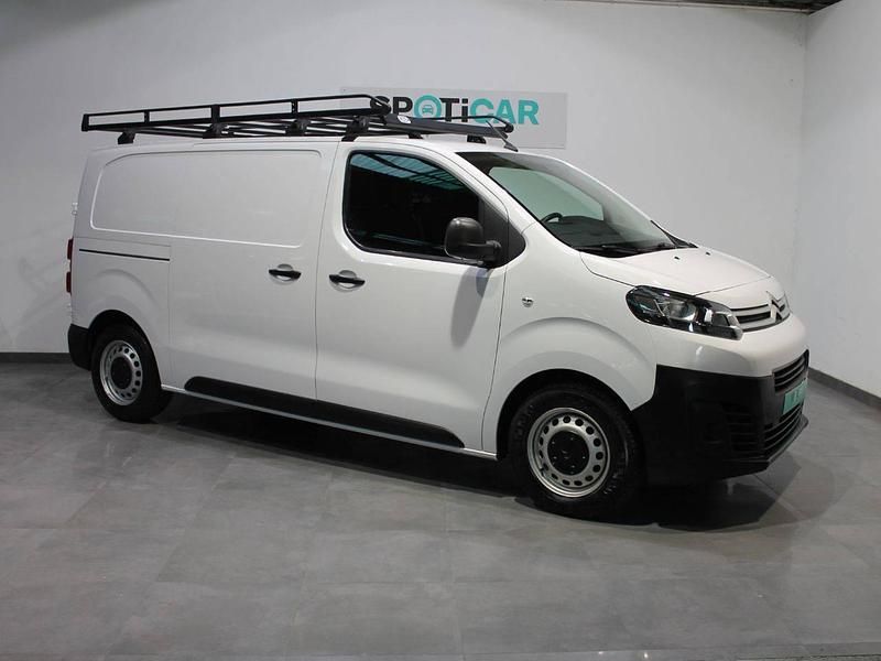 Usado Citroën Jumpy 120 CV (88 kW) 2022 Blanco Monovolumen