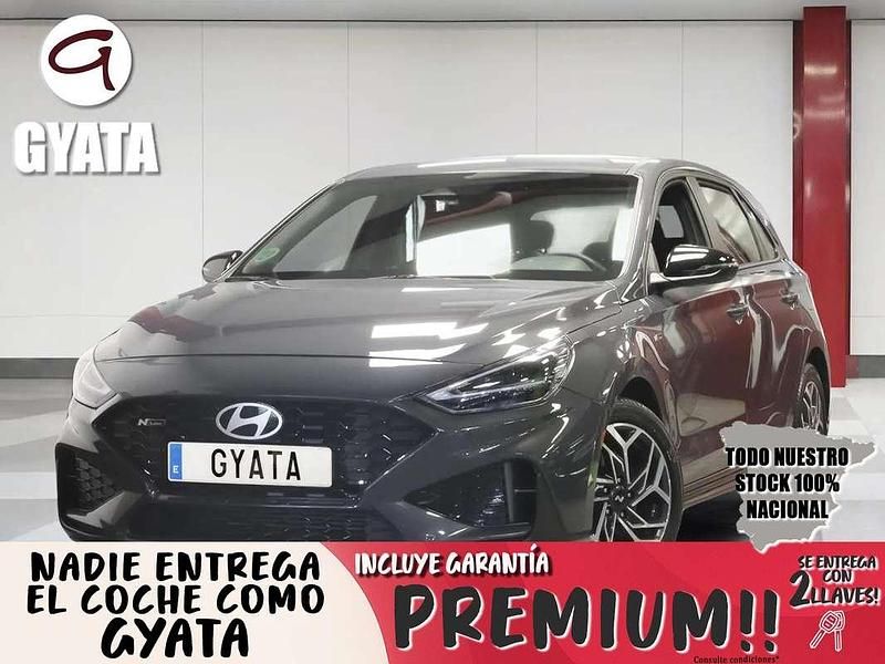 Gris Usado 2024 Hyundai i30 N Line Utilitario | 17.990 € (Buen precio) - Imagen 1/4