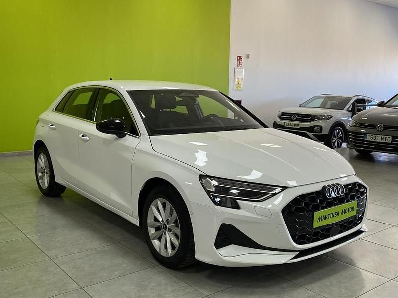 Usado Audi A3 Advanced Plus 115 CV (84 kW) 2024 Blanco Berlina