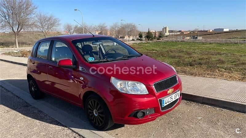 Usado Chevrolet Aveo LS 84 CV (61 kW) 2009 Granate Berlina
